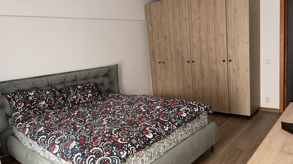 Particular; apartament 3 camere complet renovat si mobilat - Poză 5