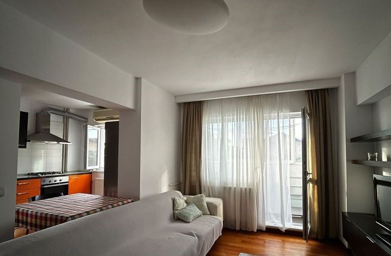De Inchiriat Apartament 2 camere, metrou Piața Muncii - Poză 2
