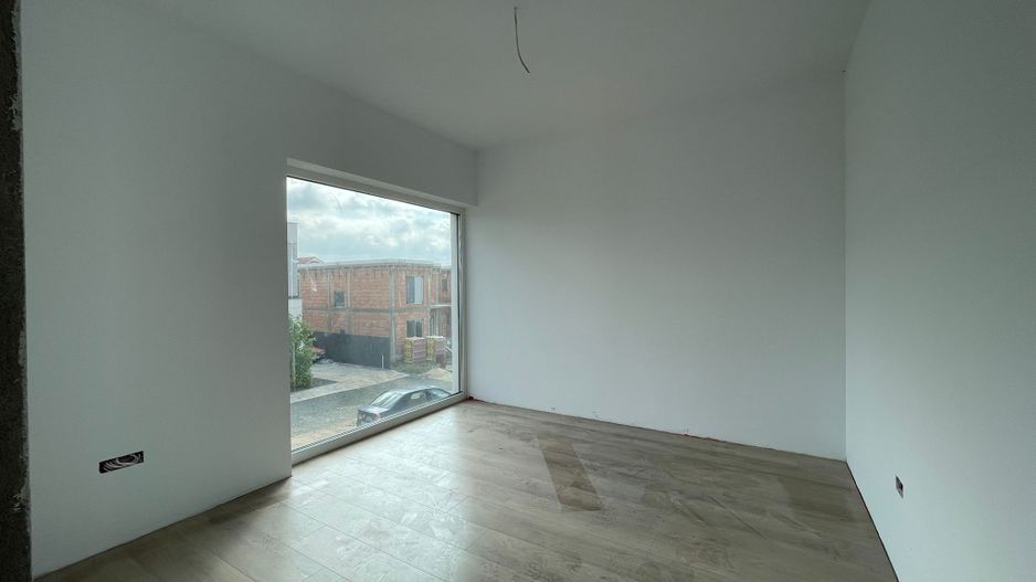 Duplex 3 Dormitoare-3Bai - Zona Padurea Verde-Giarmata-vii - Poză 6