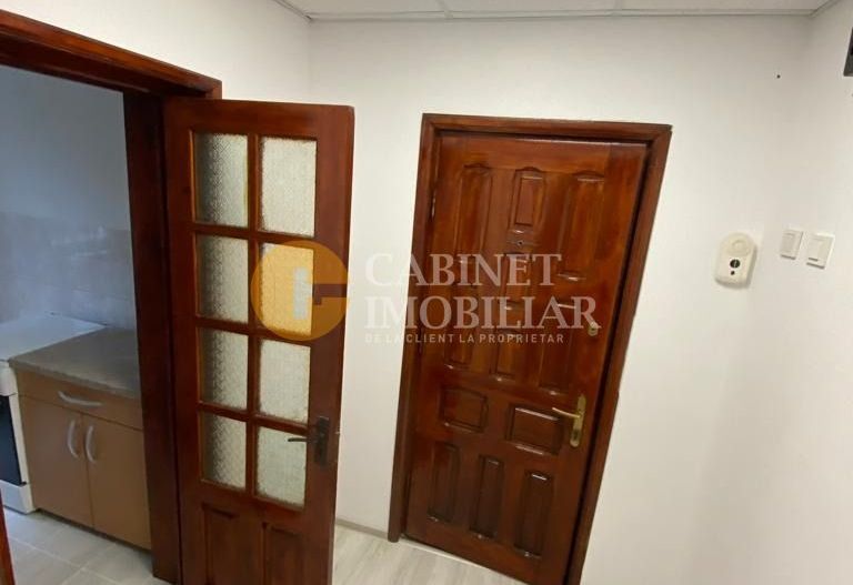 Apartament 2 camere,renovat, zona Dacia - Pasaj Octav Bancila - Poză 5