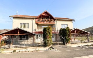 Casa individuala cu 12 camere, Potential Turistic, Visea, Comuna Jucu - Poză 1