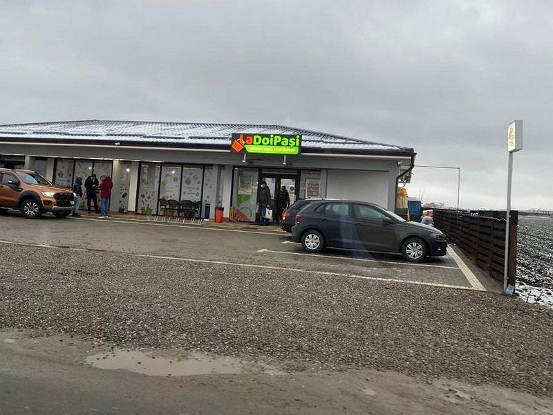 Vindem teren 500 mp cu toate utilitatile zona Cristian - Poză 4