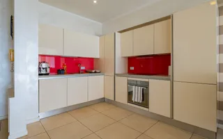 3 camere | 95 mp + terasă 20 mp | Vedere frontală lac | Mamaia-Cazino - Poză 11