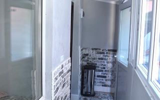 Apartament la casa 40 mp-renovat-curte-mobilat modern-Ultracentral - Poză 5