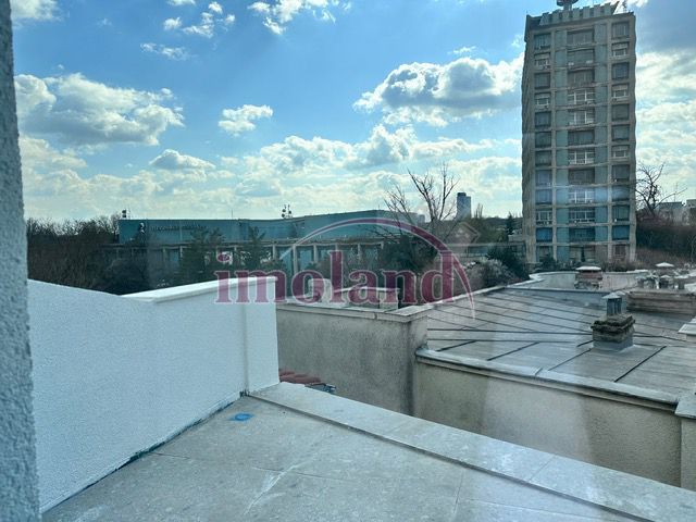 Imobil cu arhitectura unica - consolidat si renovat - Primaverii - Poză 9