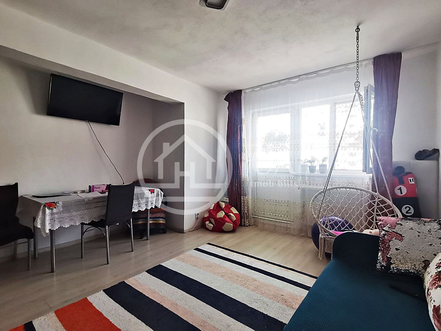 Apartament de vânzare cu 3 camere tip AN în zona Nufarul Oradea - Poză 2