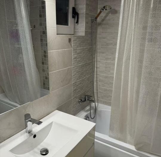 Apartament lux 2 camere Bd Unirii vedere stradala  A17 - Poză 7