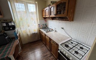 Apartament 2 camere, etaj 2 - Cugir - Poză 5