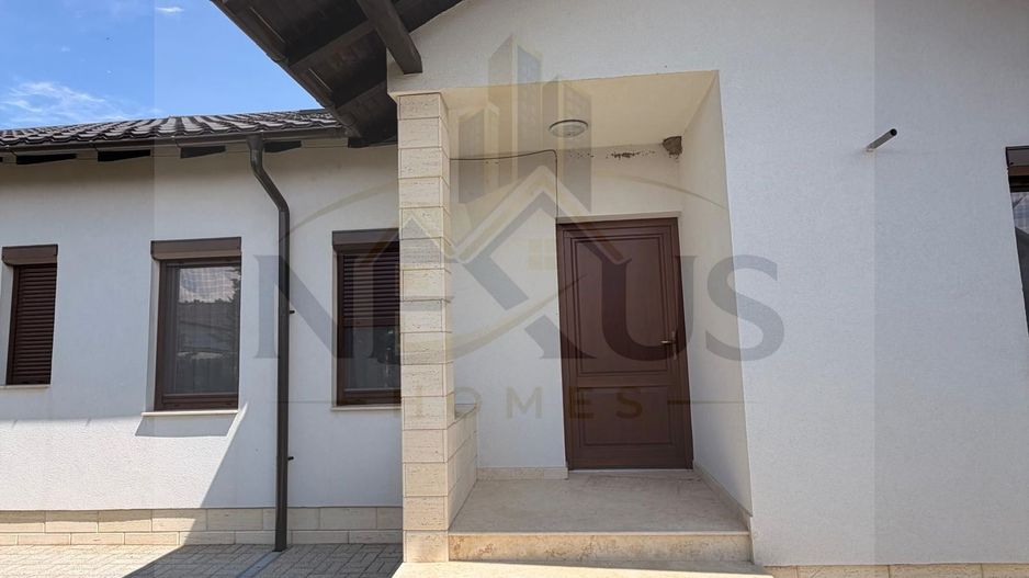 Casă pe parter în Vânători, Vrancea – proprietate de lux, 865 mp teren - Poză 3
