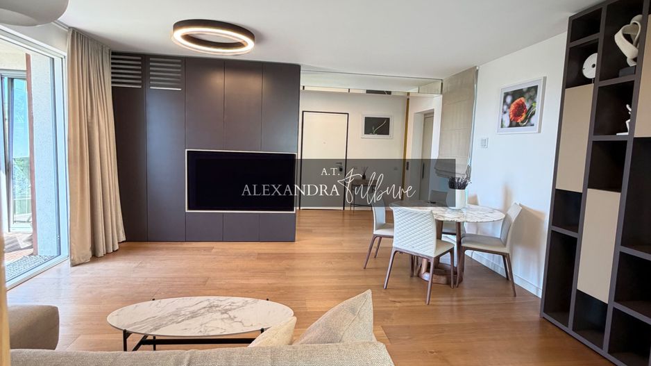 Apartament PREMIUM cu curte, terasă și lift cu acces direct în living - Poză 2