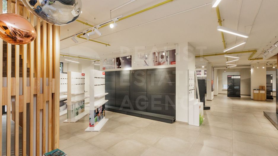 Vânzare, spațiu comercial, amplasat în Ungheni, pe str. Mihai Eminescu - Poză 60