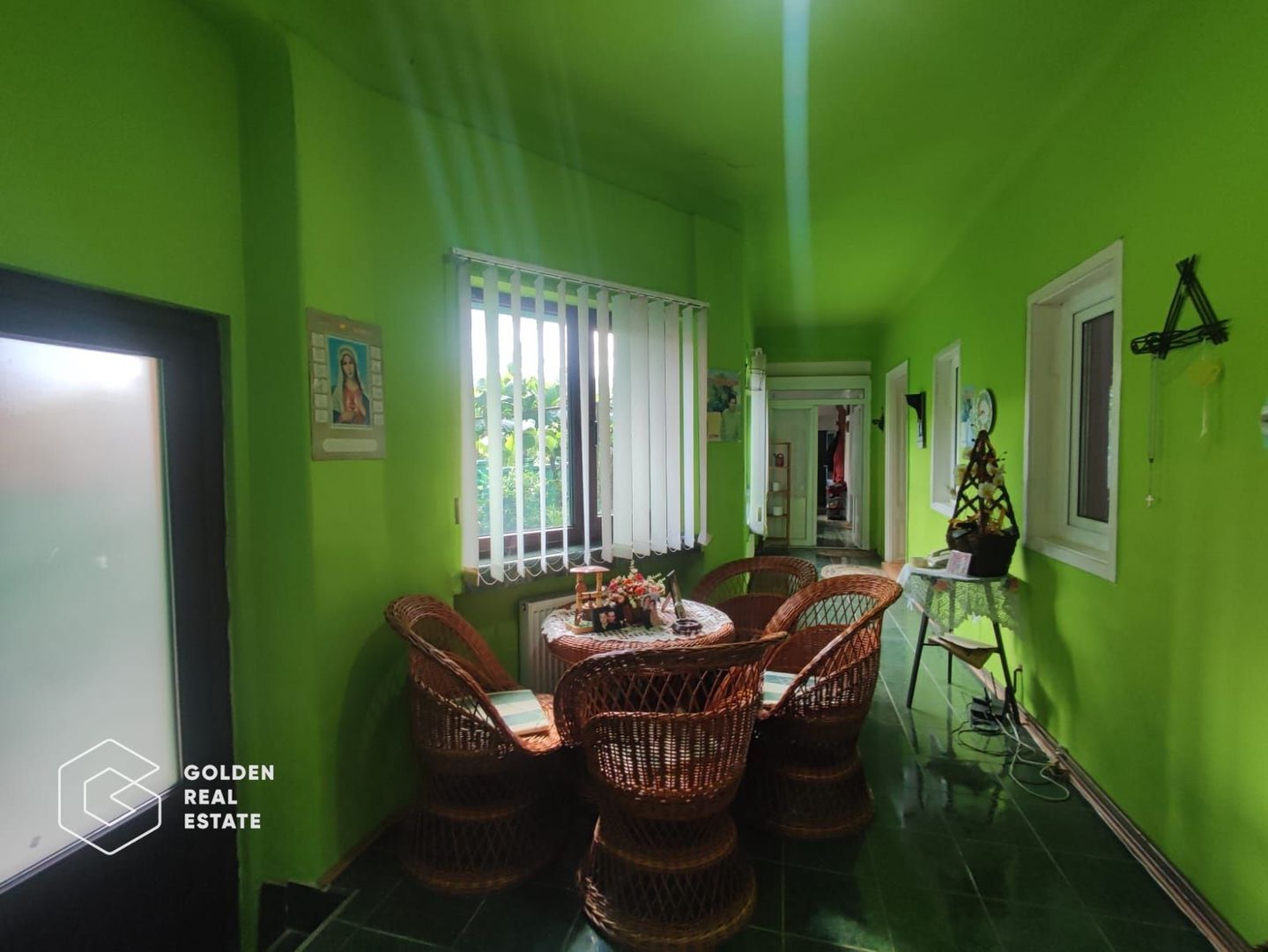 Casa din caramida in centrul Lipovei, 880 teren - Poză 3