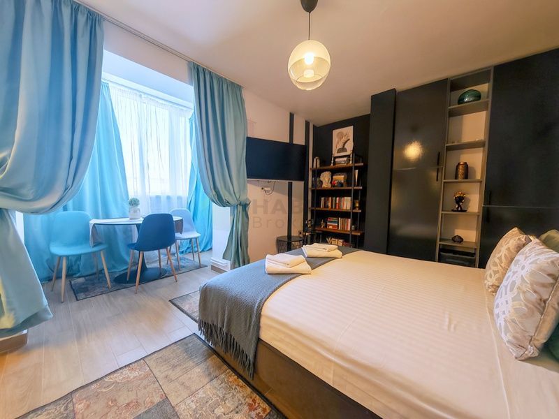 Spațioasă, luminoasă, complet renovată și mobilată, Bloc UNIC - Poză 2