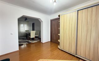 Casa spatioasa de inchiriat- zona Faget - Poză 3