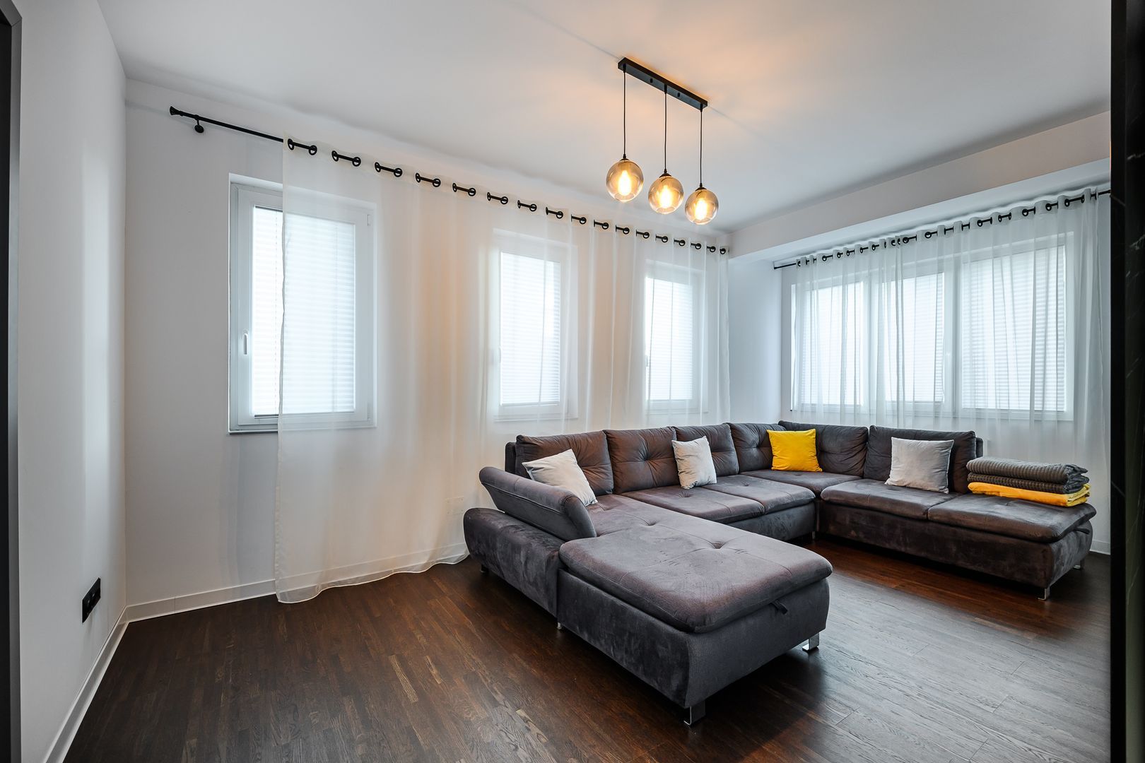 Duplex Cu Gradina si 2 Parcari in  Buna ZIua - Poză 9