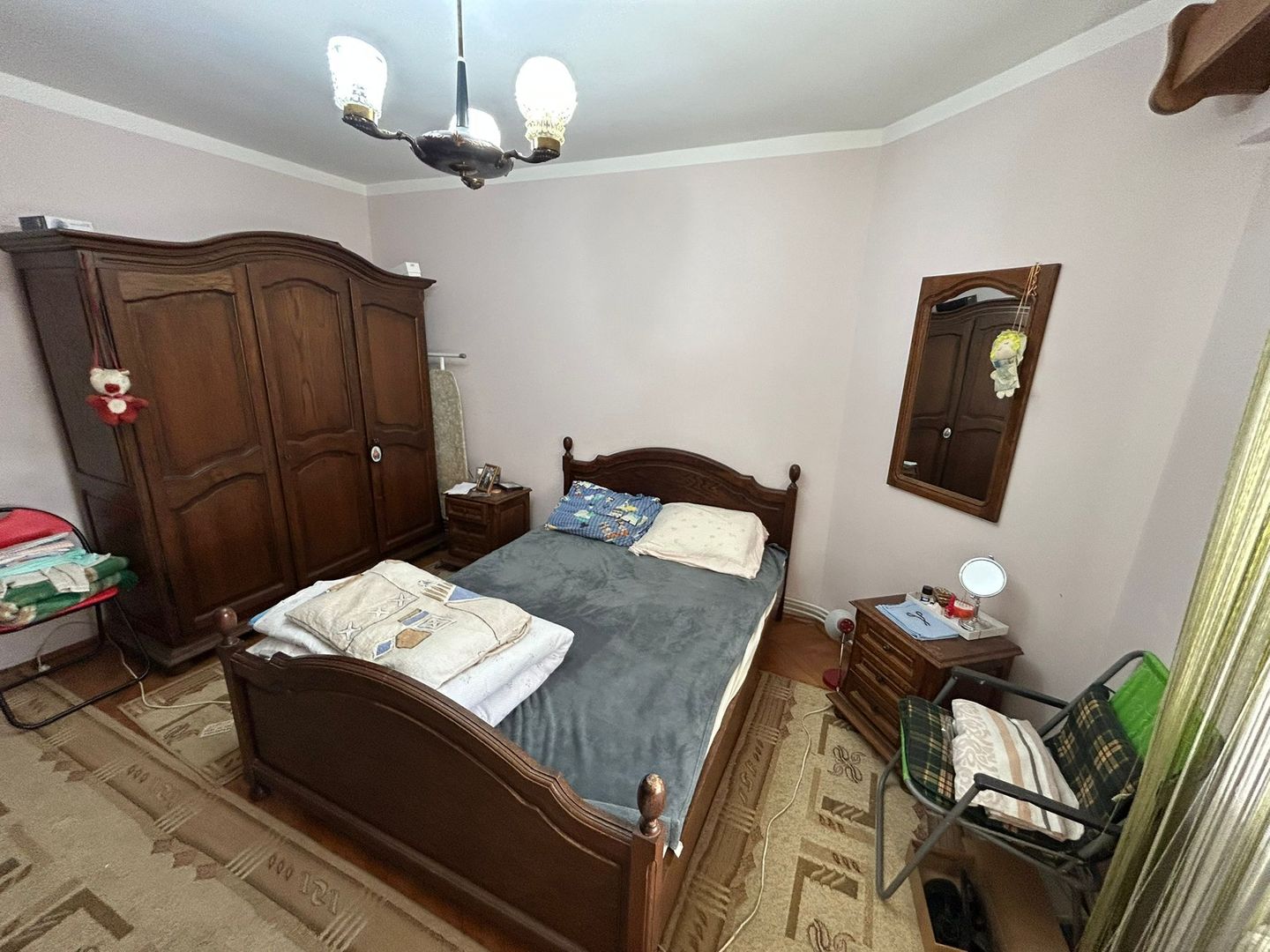 Apartament 3 camere, etaj 1 - zona Centru - Poză 1