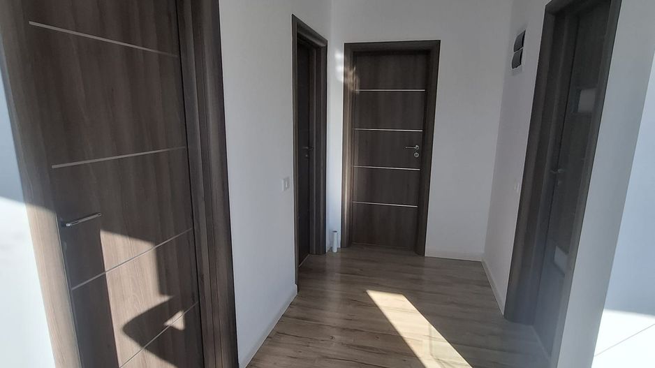 Vila individuala SUPERBA Tunari, ZONA BUNA, TOATE utilitatile - Poză 17