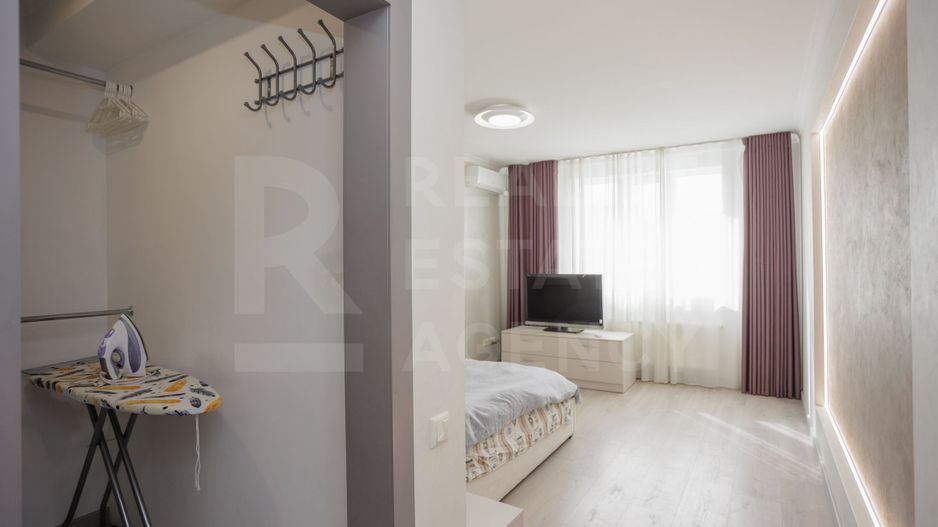 Spre vînzare apartament spațios, 2 dormitoare și living, sec. Botanica - Poză 27