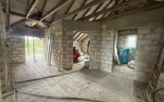 Casă în Băcioi - Poză 3