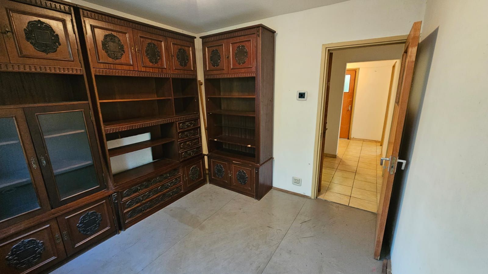 De vanzare Apartament 3 camere Drumul Taberei, metrou Romancerilor - Poză 1