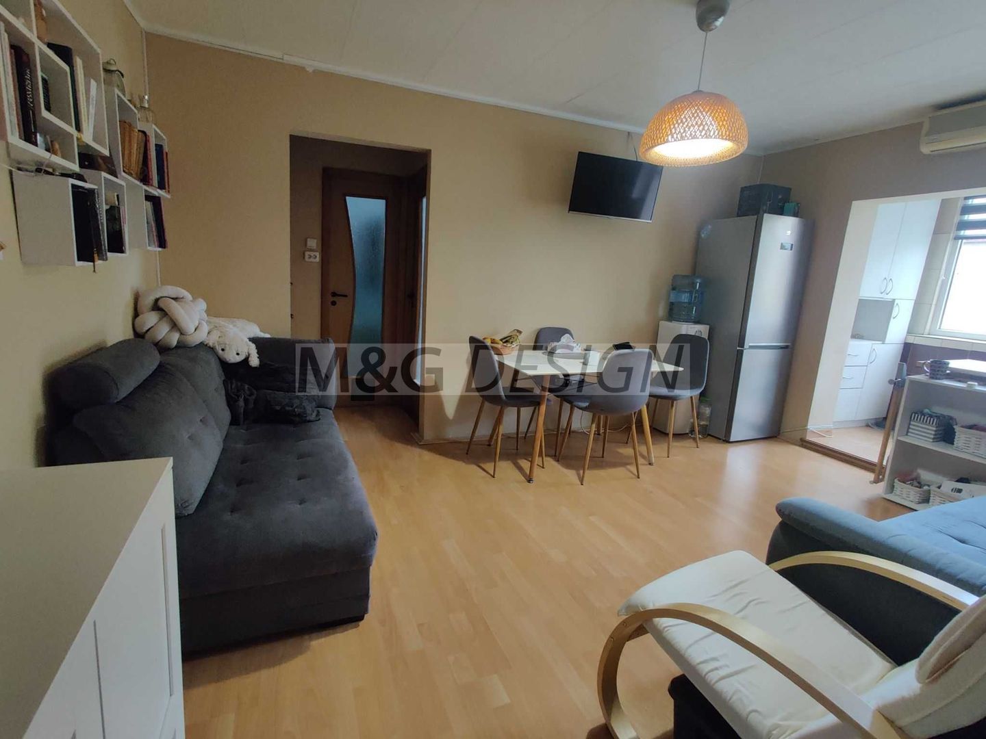 Apartament  2 camere modificat in 3 camere Aradului - Poză 1