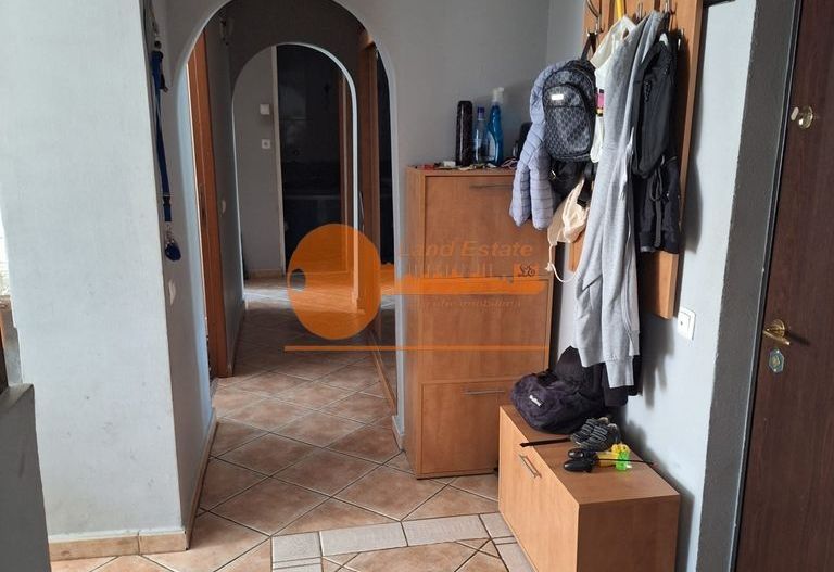 Apartament cu 3 camere in zona Drumul Taberei-5 minute de Metrou Constantin Brâncuș - Poză 2