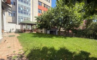 Apartament modern la vila cu gradina si teren 263mp aproape de centru - Poză 2