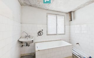 Casă 5 camere şi anexe în Cuied - Poză 14