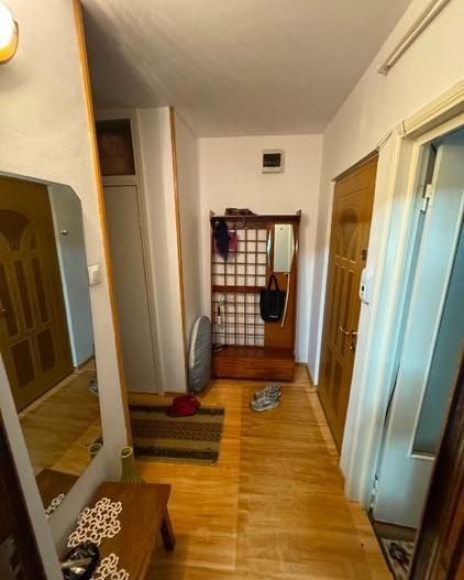 Apartament de vanzare - 2 camere, Piata Centrala, etaj 2, bloc 1989 - Poză 3