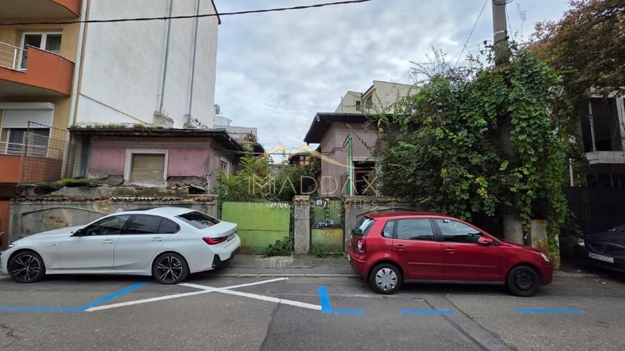 Teren de vanzare cu casa demolabila - DOROBANTI*** - Poză 1