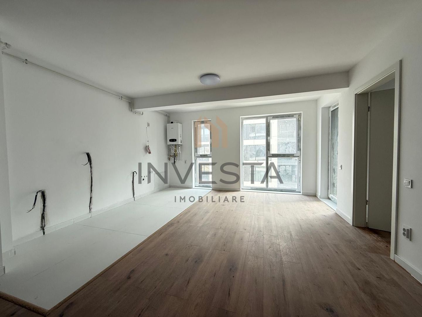 Apartament finisat! Cu extras CF! La intrare in Baza Sportiva! - Poză 3