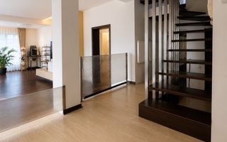 Vila individuala exclusivista pe colt, Mobilat si Utilat complet. Teren 1753mp - Poză 2