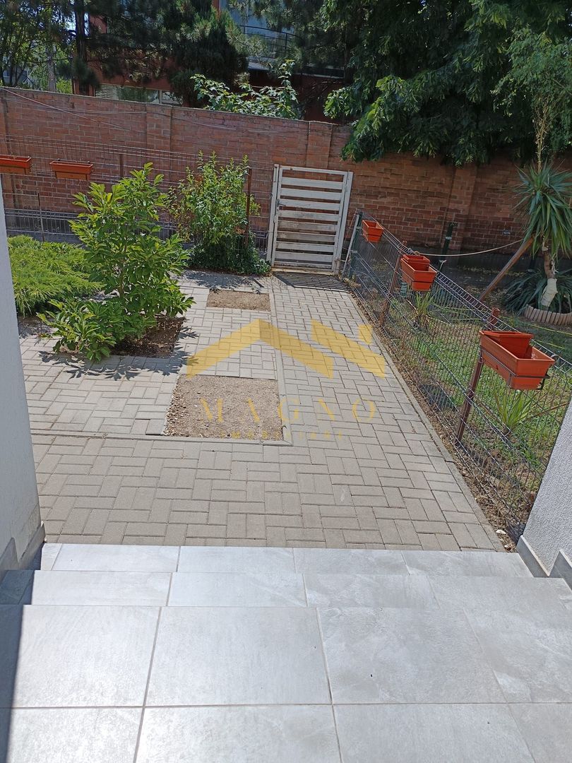 CASA SPATIOASA CU 4 CAMERE CARTIER GRADISTE - Poză 3