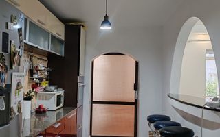Apartament cu 3 camere, renovat și mobilat complet – Zona Gară, Vaslui - Poză 8