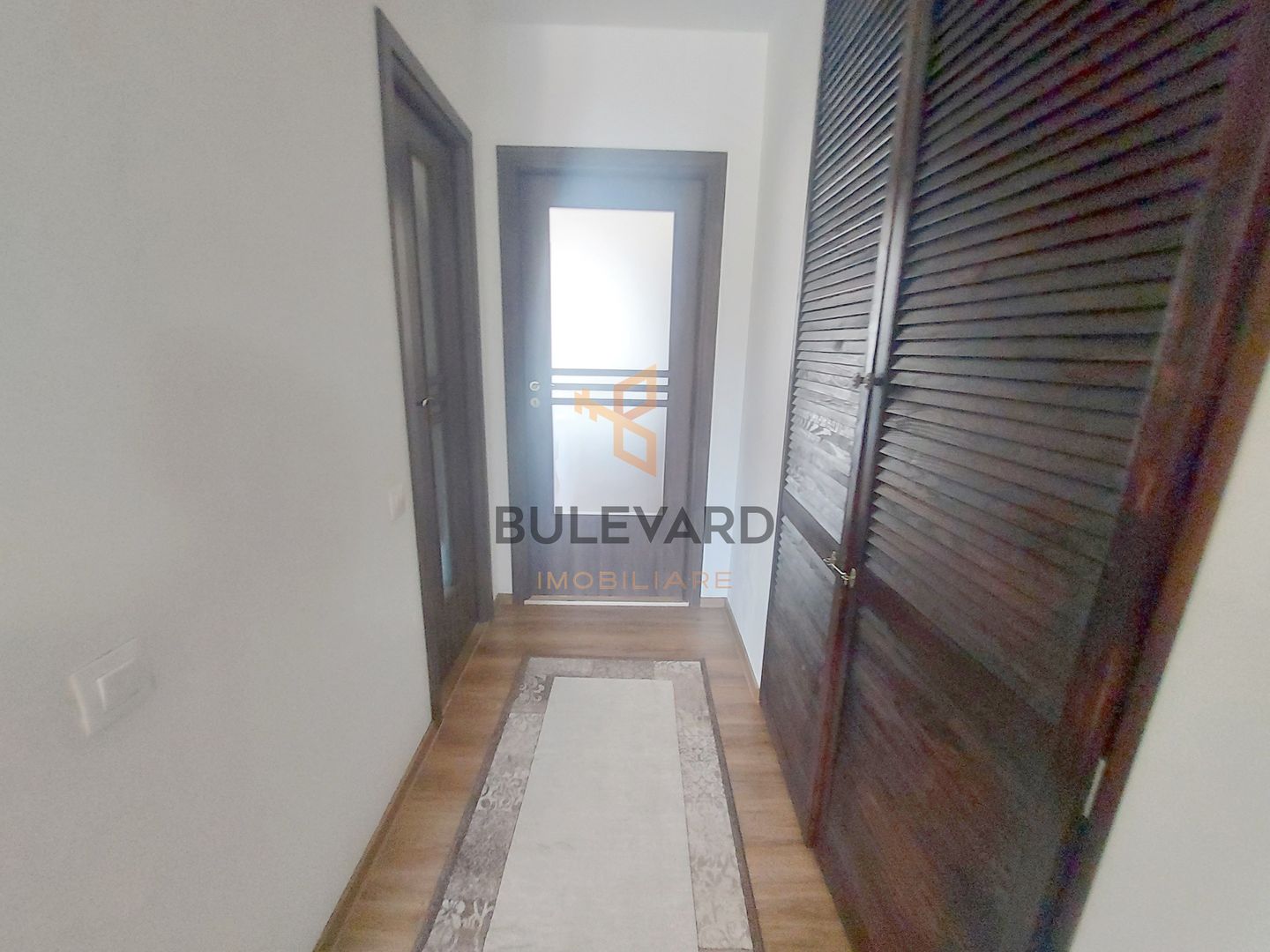 Apartament cu 2 camere in zona strazii Tineretului! - Poză 7
