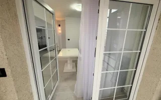 Medicina| 2 camere| 2 bai| centrala proprie| apartament spatios-105 mp| - Poză 14