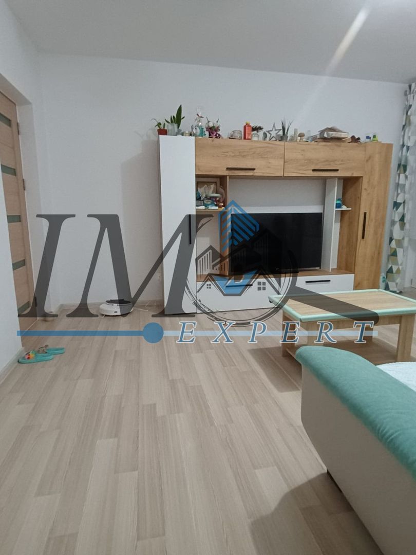 Apartament de vânzare în Cugir - Poză 1