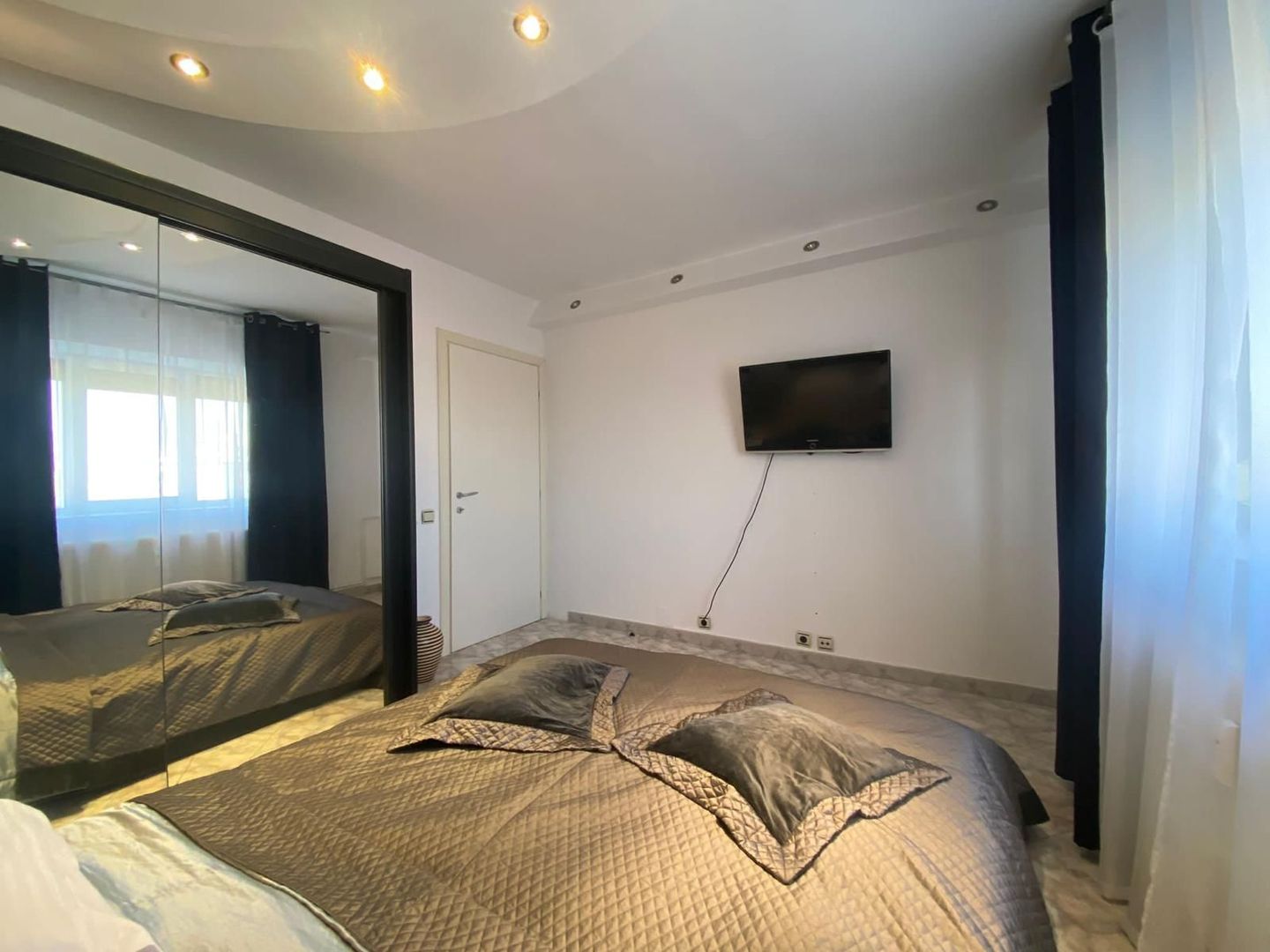 2 camere | Timpuri Noi | Calea Vacaresti | Splaiul Unirii - Poză 11