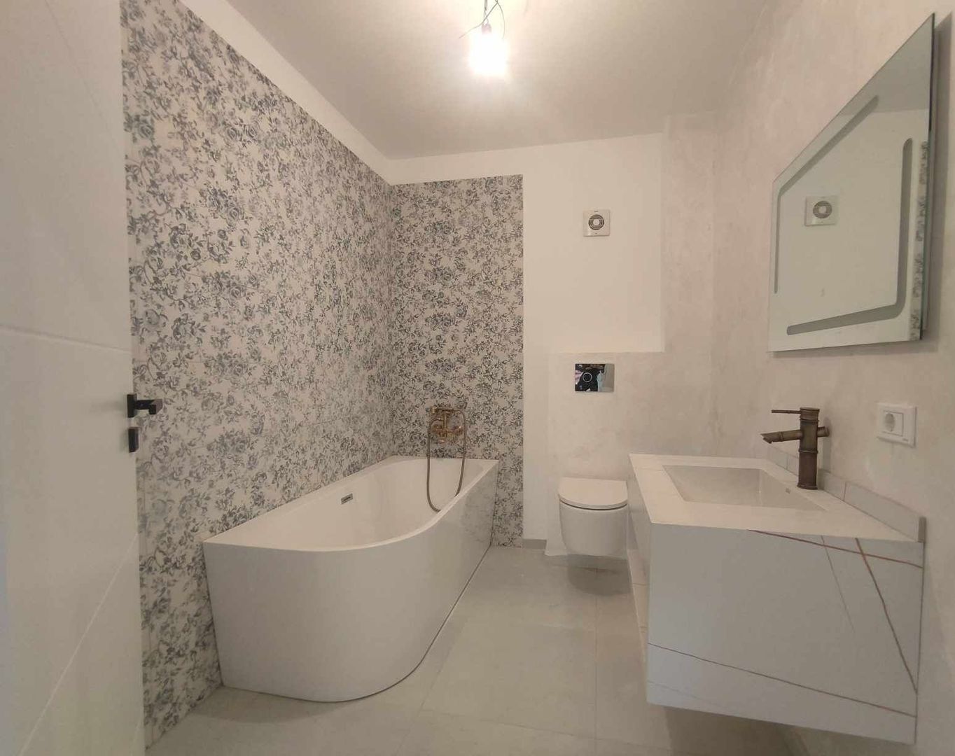 Vanzare apartament 3 camere cu gradina la 5 minute de metrou - Poză 15