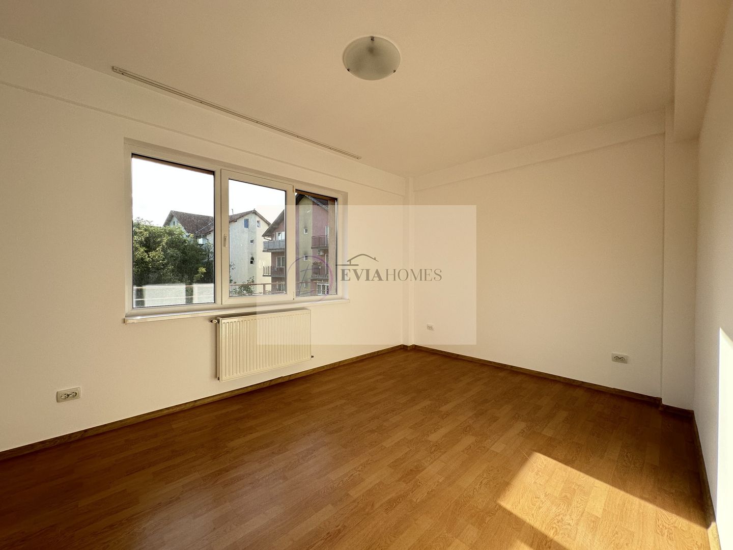 3 camere/2 balcoane/terasa/ Zona Verde - Poză 5