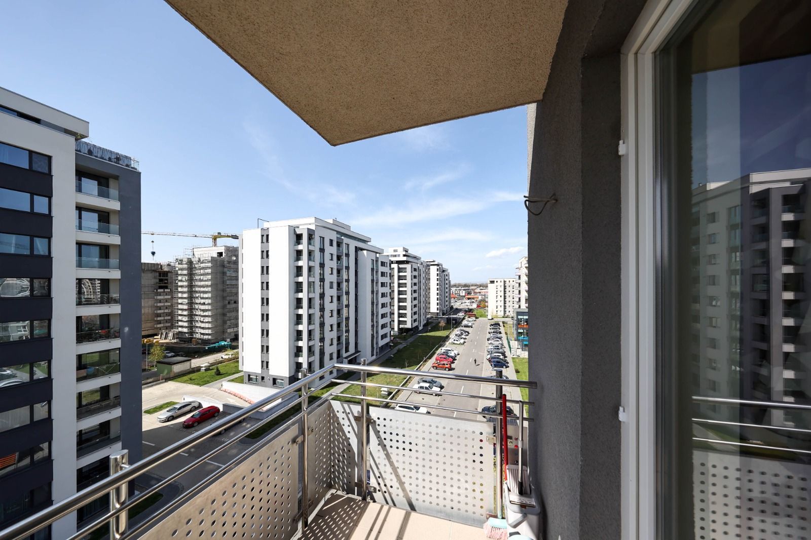 Apartament 2 camere zona Coresi | Complex Avantgarden Tractorul - Poză 14