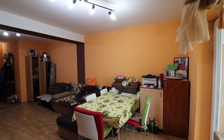 Apartament 3 camere  | Etaj 1 | Parcare privata  | Strand II - Poză 3