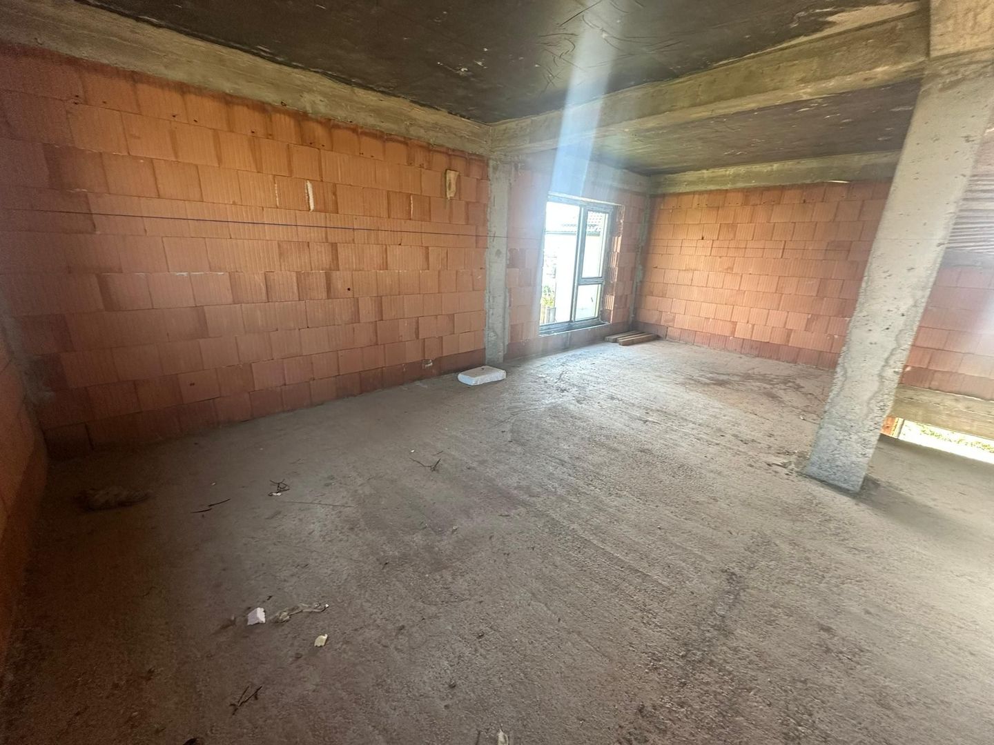 Casă individuală P+1+M Otopeni - Poză 5