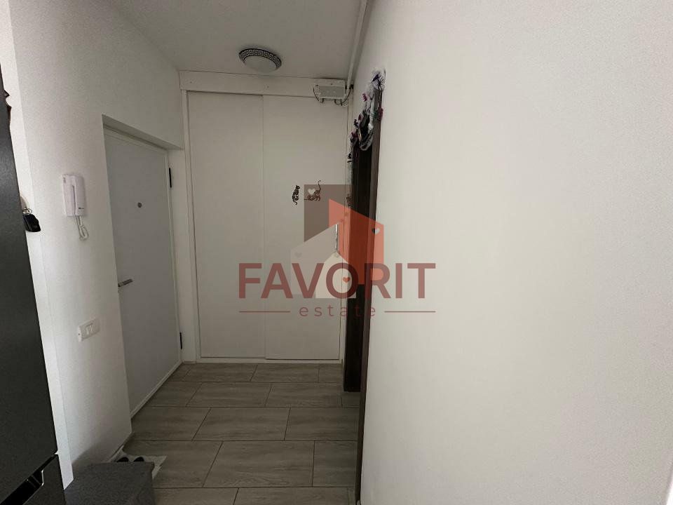 Etaj 2. Mobilat si utilat. Pozitie excelenta. - Poză 4