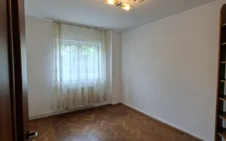 Apartament de inchirat cu 4 camere + garaj- Torontalului - Poză 16