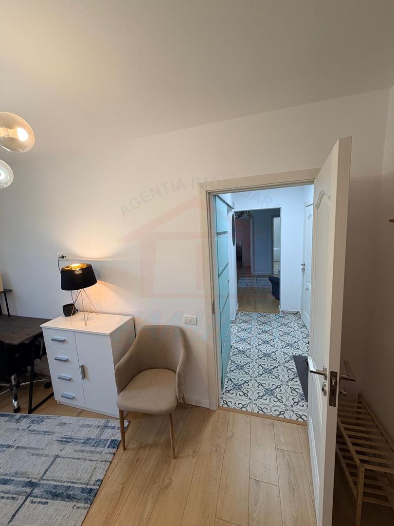 APARTAMENT CU 3 CAMERE DE ÎNCHIRIAT | ETAJ 3 | ȚIGLINA 1 - Poză 5