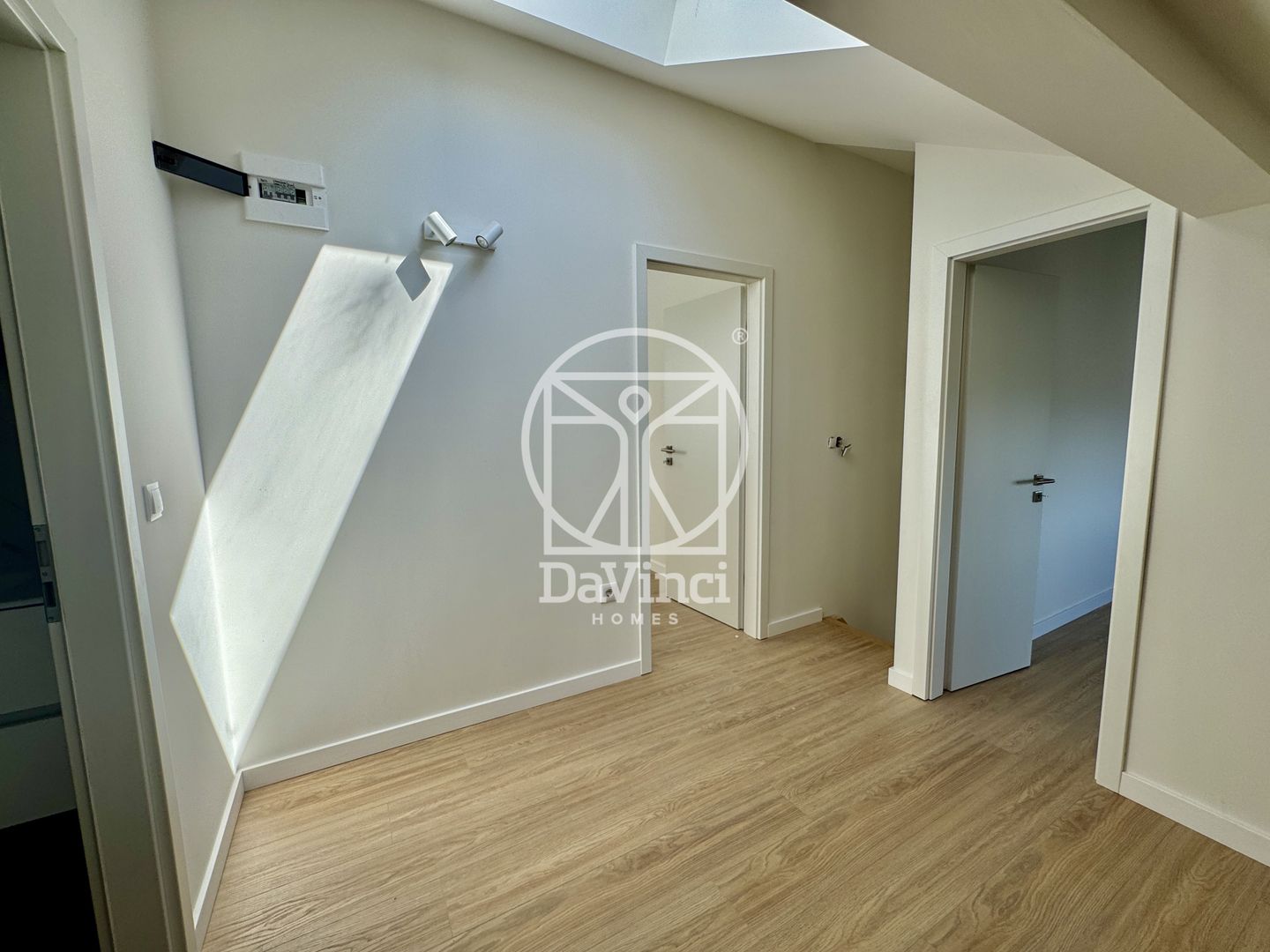 Penthouse 4 camere, intabulat, mobilat si utilat (NCL-WESTVILA-ap.8) - Poză 12