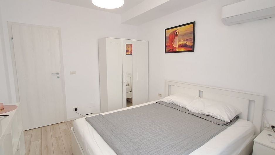 Prel. Ghencea, Cartier Latin / Bragadiru, 2 camere + terasa + parcare - Poză 4