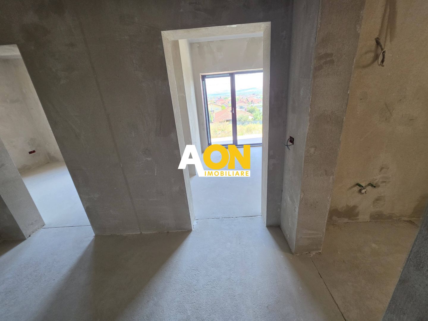 Duplex semifinisat, 4 camere,  250 mp teren, zona Schit - Poză 20