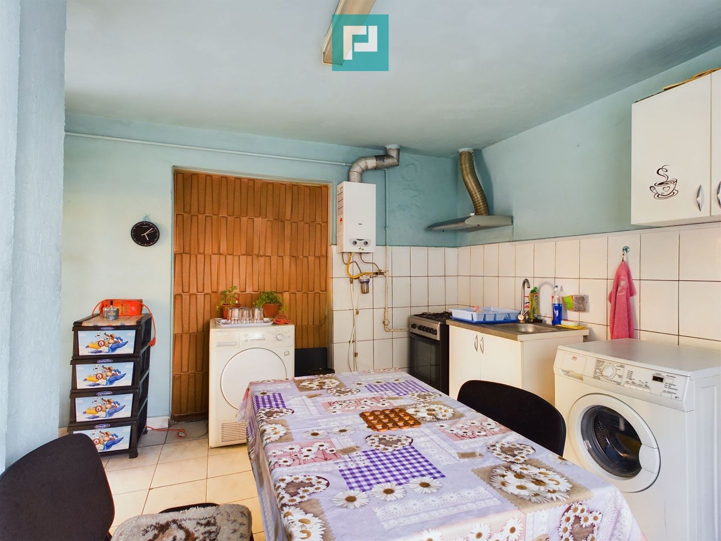 Casă cu 4 camere de vânzare în Sega - Poză 11